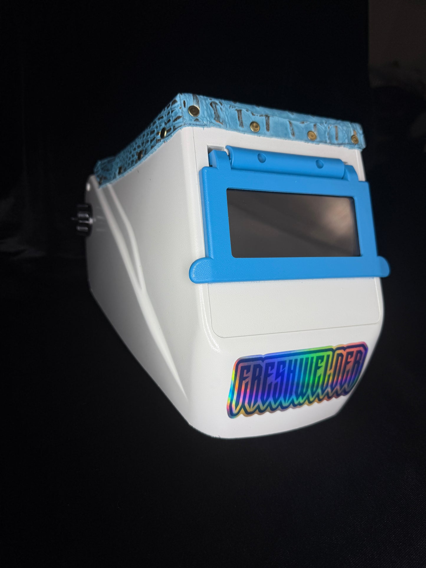 FRESHWELDER Hobart Chopped welding hood Baby Blue and White