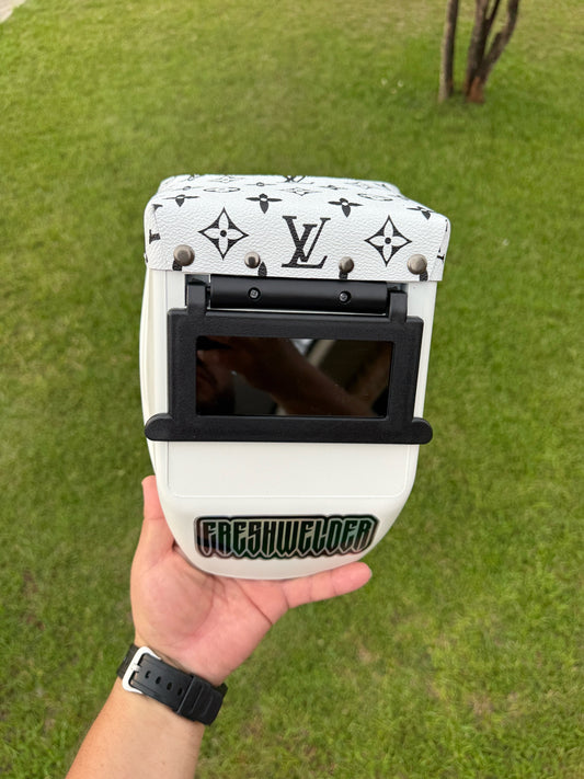FRESHWELDER X LV WHITE & BLK HOOD